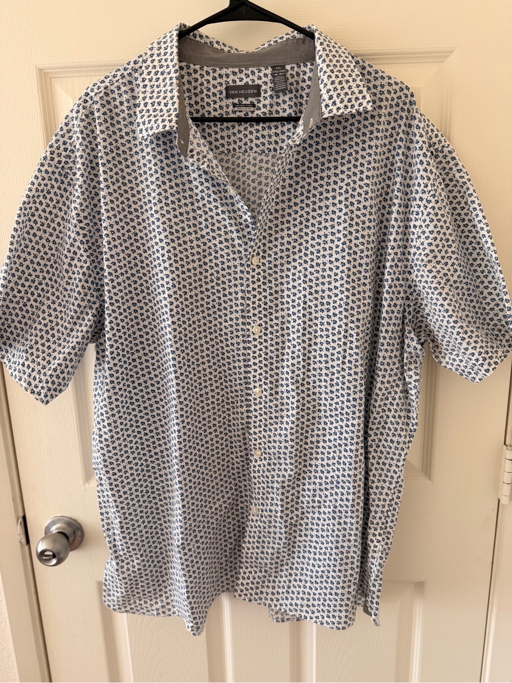 Van Heusen Short-Sleeve Button-Down Shirt